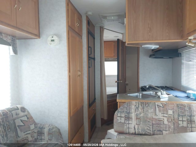 Продажа на аукционе авто 2003 Ford Econoline E450 Super Duty Cutwy Van, vin: 1FDXE45S53HA40903, номер лота: 12614485