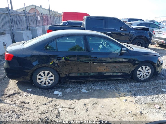 3VW2K7AJ6EM242893 Volkswagen Jetta 2.0l Trendline+