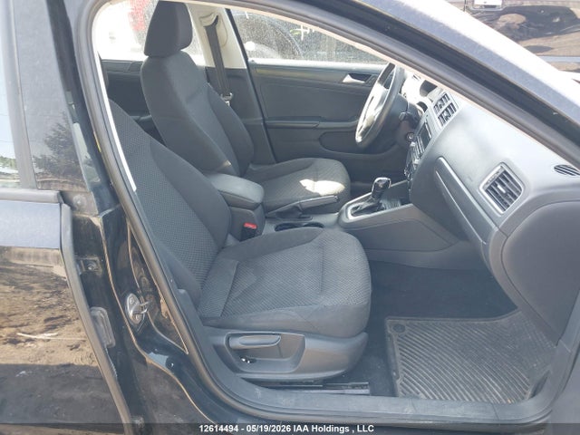 3VW2K7AJ6EM242893 Volkswagen Jetta 2.0l Trendline+