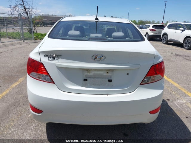 2013 Hyundai Accent მანქანა იყიდება აუქციონზე, vin: KMHCT4AE2DU511578, აუქციონის ნომერი: 12614495