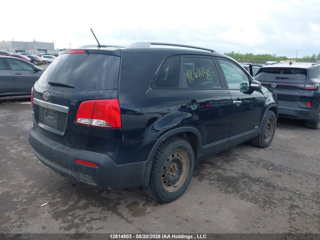 12614503 :رقم المزاد ، 5XYKTDA21DG330866 vin ، 2013 Kia Sorento Lx مزاد بيع