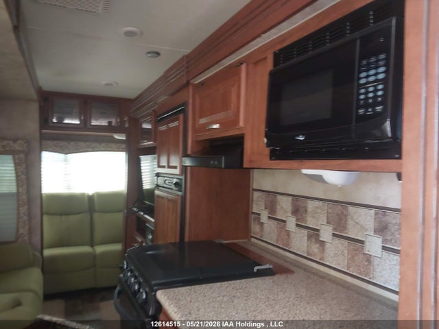 Продажа на аукционе авто 2015 Crossroads 5th Wheel Ctx, vin: 4V0FC3125FG006076, номер лота: 12614515