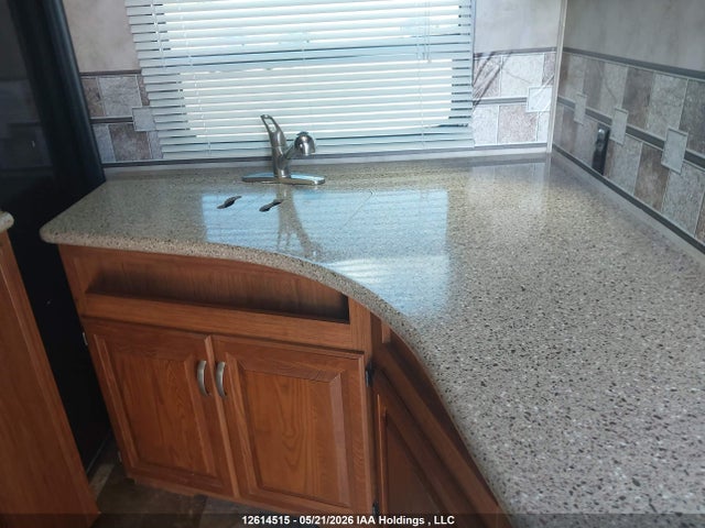 Продажа на аукционе авто 2015 Crossroads 5th Wheel Ctx, vin: 4V0FC3125FG006076, номер лота: 12614515