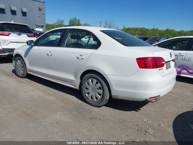 12614520 :رقم المزاد ، 3VWBK7AJ0DM389063 vin ، 2013 Volkswagen Jetta مزاد بيع
