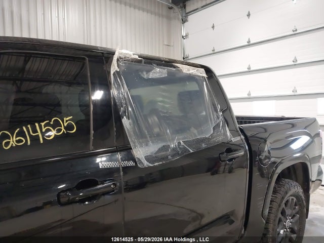 12614525 :رقم المزاد ، 5TFNA5DB9NX020595 vin ، 2022 Toyota Tundra Crewmax Platinum/crewmax 1794 مزاد بيع