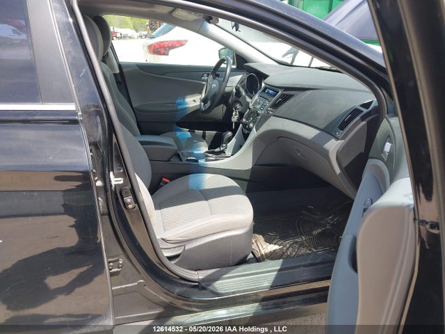 Продажа на аукционе авто 2011 Hyundai Sonata Gls, vin: 5NPEB4AC7BH266055, номер лота: 12614532