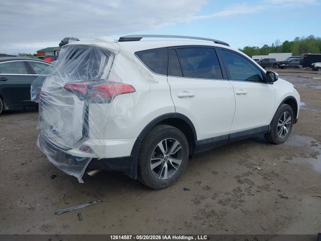 12614587 :رقم المزاد ، 2T3ZFREV6JW476734 vin ، 2018 Toyota Rav4 Le مزاد بيع