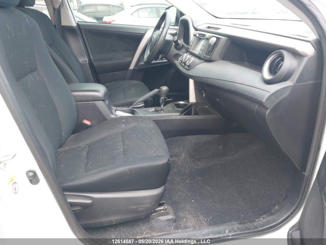 12614587 :رقم المزاد ، 2T3ZFREV6JW476734 vin ، 2018 Toyota Rav4 Le مزاد بيع