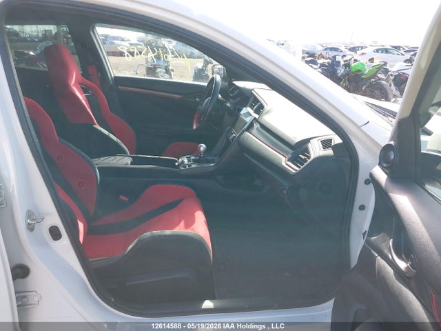 12614588 :رقم المزاد ، SHHFK8G36JU300873 vin ، 2018 Honda Civic Type-r مزاد بيع