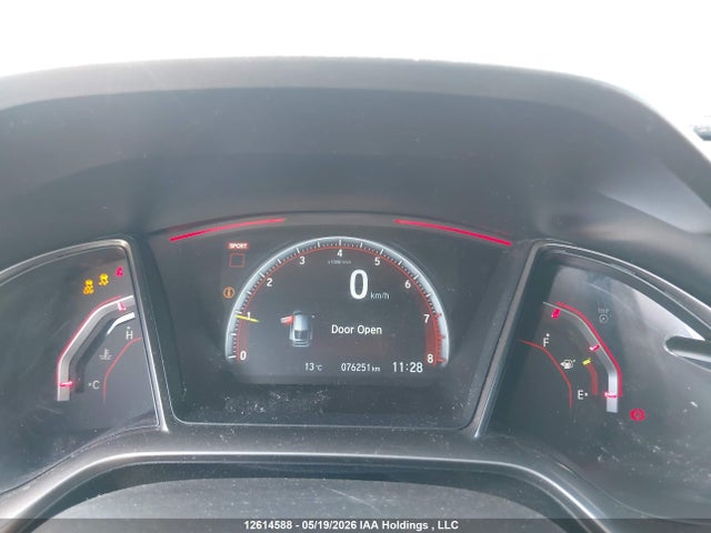 12614588 :رقم المزاد ، SHHFK8G36JU300873 vin ، 2018 Honda Civic Type-r مزاد بيع