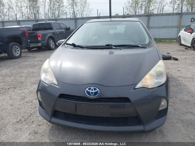 2013 Toyota Prius C მანქანა იყიდება აუქციონზე, vin: JTDKDTB33D1536950, აუქციონის ნომერი: 12614649
