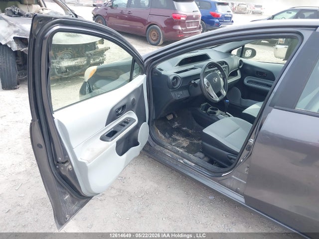 2013 Toyota Prius C მანქანა იყიდება აუქციონზე, vin: JTDKDTB33D1536950, აუქციონის ნომერი: 12614649