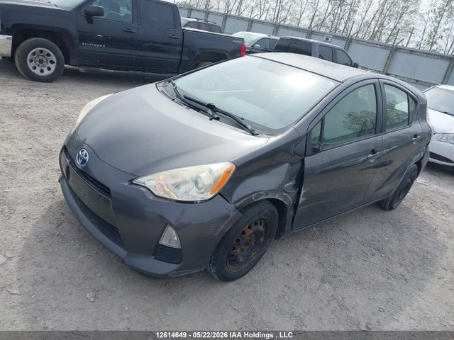 2013 Toyota Prius C მანქანა იყიდება აუქციონზე, vin: JTDKDTB33D1536950, აუქციონის ნომერი: 12614649