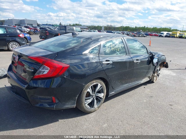 2HGFC1F95JH101031 Honda Civic Touring