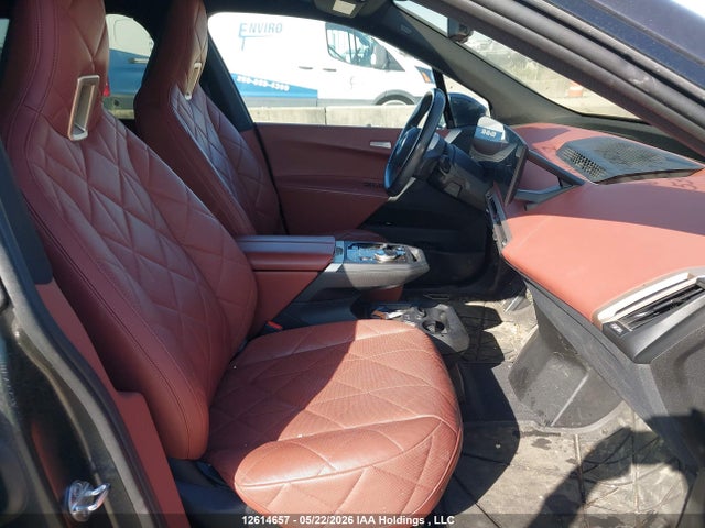 12614657 :رقم المزاد ، WB523CF0XRCN87503 vin ، 2024 Bmw Ix Xdrive50 مزاد بيع
