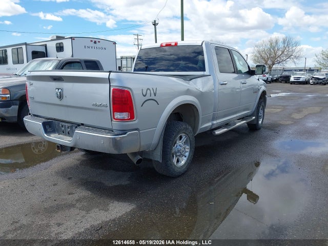 3C63R3EL7GG359415 RAM 3500 Laramie
