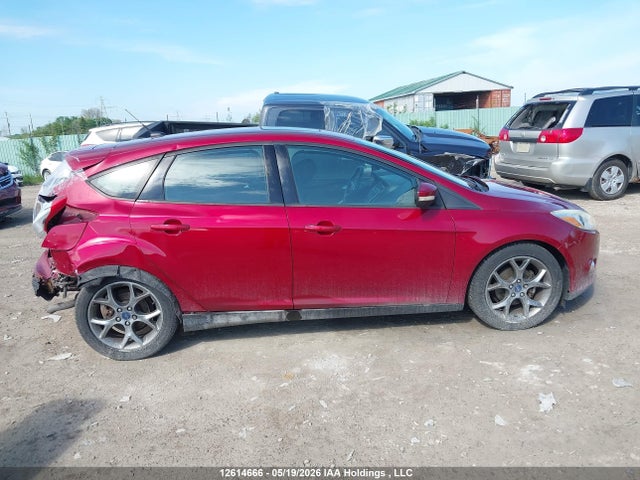 Ford FOCUS SE 2014 1FADP3K29EL242861 Image 13