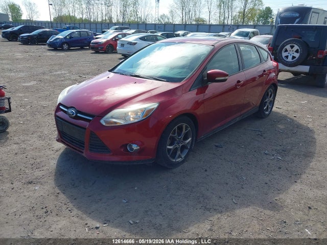 Ford FOCUS SE 2014 1FADP3K29EL242861 Image 2