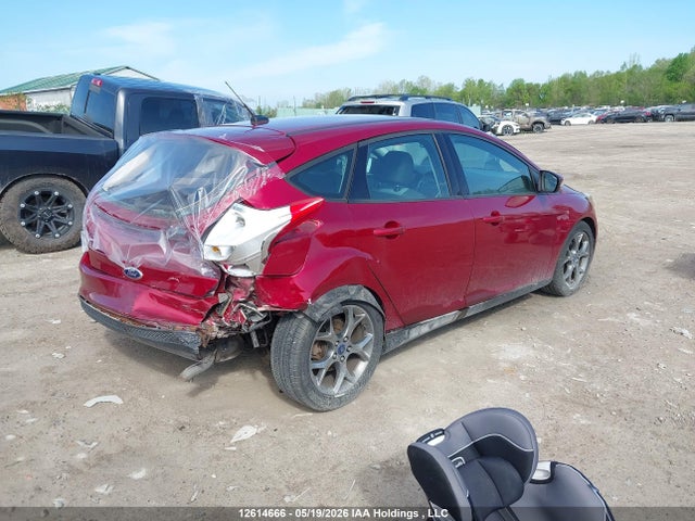 Ford FOCUS SE 2014 1FADP3K29EL242861 Image 4