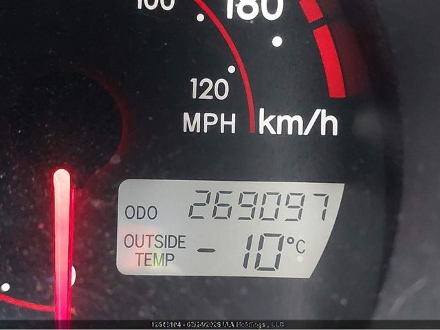 2005 Toyota Matrix Xr მანქანა იყიდება აუქციონზე, vin: 2T1KR32E55C856013, აუქციონის ნომერი: 12614672