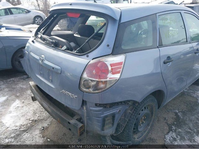 2005 Toyota Matrix Xr მანქანა იყიდება აუქციონზე, vin: 2T1KR32E55C856013, აუქციონის ნომერი: 12614672