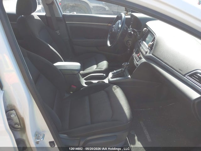 KMHD84LF0JU444552 Hyundai Elantra