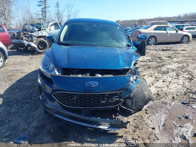 1FMCU9G62LUB88982 Ford ESCAPE SE