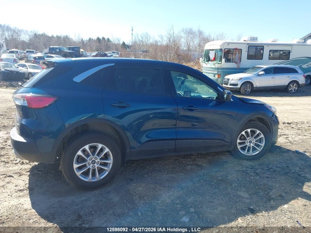 1FMCU9G62LUB88982 Ford ESCAPE SE