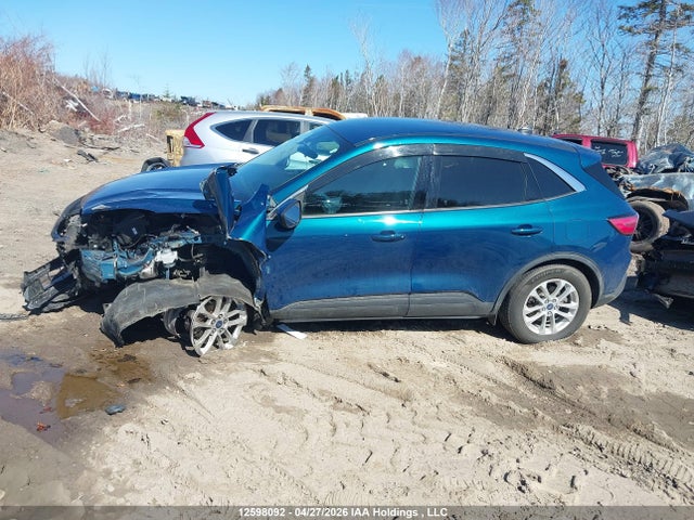 1FMCU9G62LUB88982 Ford ESCAPE SE