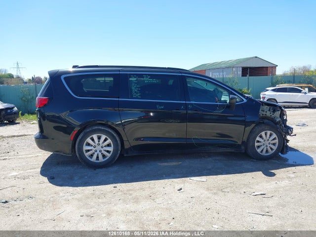 2C4RC1AGXJR252667 Chrysler PACIFICA L