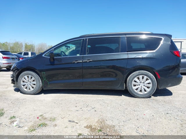2C4RC1AGXJR252667 Chrysler PACIFICA L