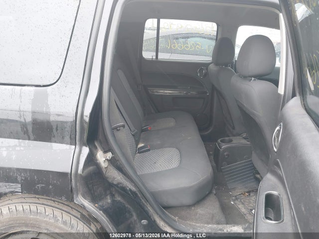 2008 Chevrolet Hhr Lt მანქანა იყიდება აუქციონზე, vin: 3GNDA23D38S526661, აუქციონის ნომერი: 12602978