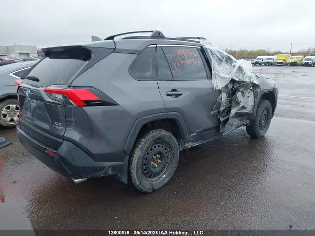 2T3RWRFV9MW116747 Toyota Rav4 Hybrid Xle