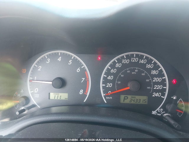 2011 Toyota Corolla Ce მანქანა იყიდება აუქციონზე, vin: 2T1BU4EE1BC664258, აუქციონის ნომერი: 12614694