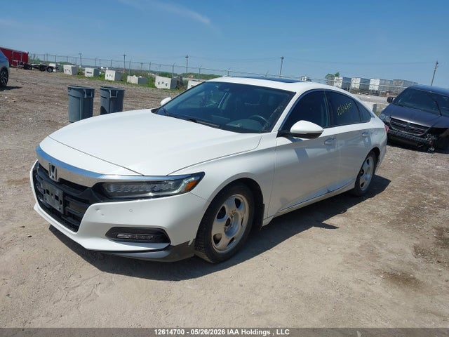 1HGCV1F9XJA809142 Honda Accord Touring