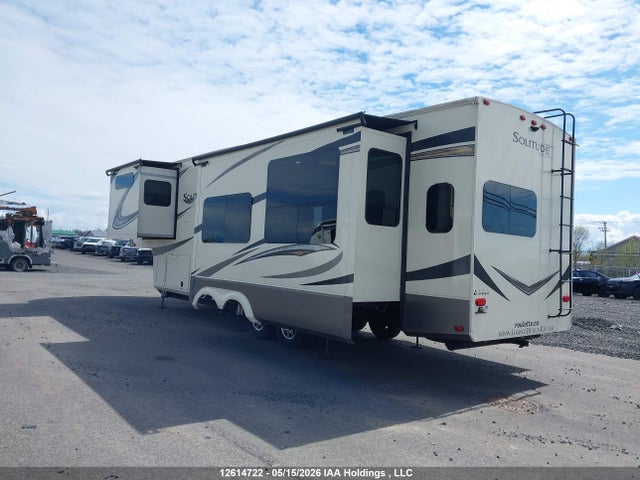 12614722 :رقم المزاد ، 573FS3823K9901821 vin ، 2019 Grand Design Travel Trailer مزاد بيع
