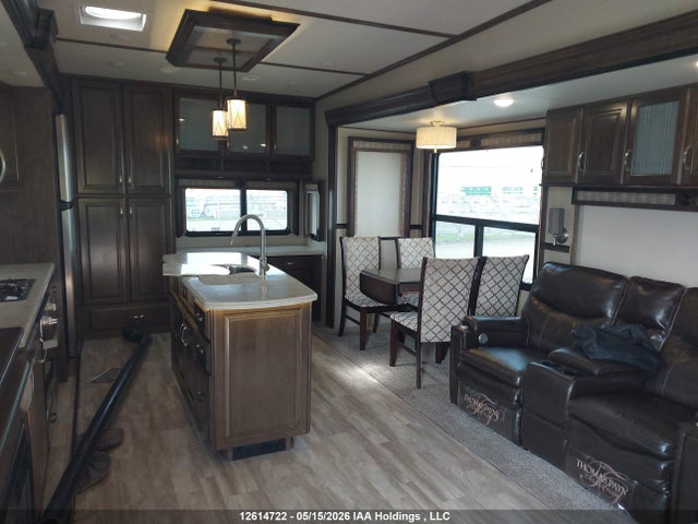 12614722 :رقم المزاد ، 573FS3823K9901821 vin ، 2019 Grand Design Travel Trailer مزاد بيع