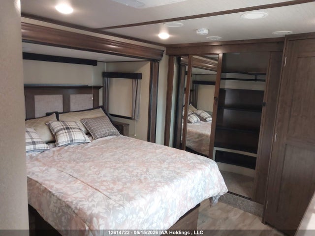 12614722 :رقم المزاد ، 573FS3823K9901821 vin ، 2019 Grand Design Travel Trailer مزاد بيع