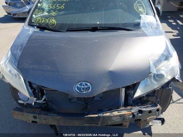 Toyota Sienna 7 Passenger 2015 5TDZK3DC5FS615656 Image 22