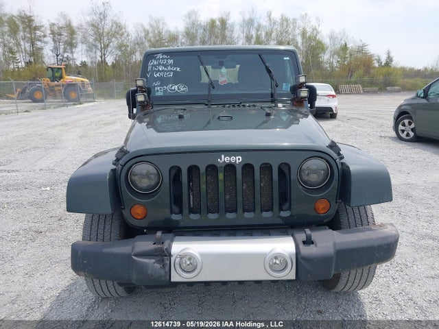 12614739 :رقم المزاد ، 1J4BA5H14BL604257 vin ، 2011 Jeep Wrangler Unlimited Sahara مزاد بيع