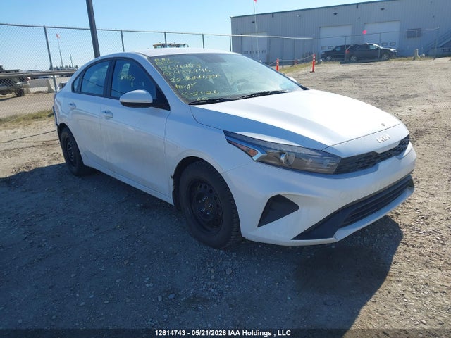 12614743 :رقم المزاد ، 3KPF24ADXNE438746 vin ، 2022 Kia Forte Fe/lxs مزاد بيع