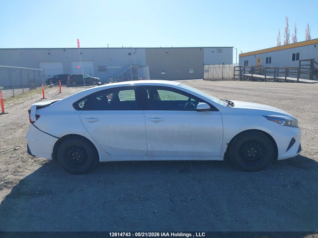 12614743 :رقم المزاد ، 3KPF24ADXNE438746 vin ، 2022 Kia Forte Fe/lxs مزاد بيع