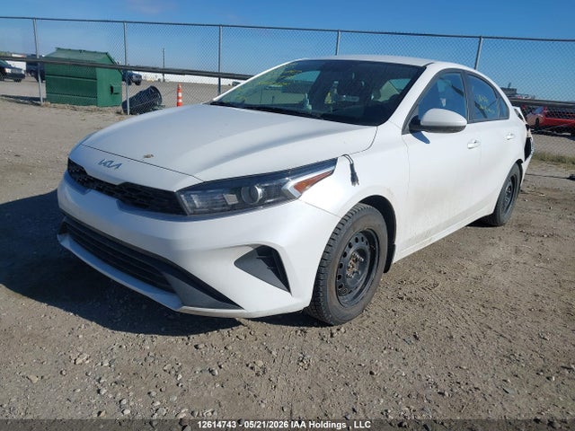 12614743 :رقم المزاد ، 3KPF24ADXNE438746 vin ، 2022 Kia Forte Fe/lxs مزاد بيع