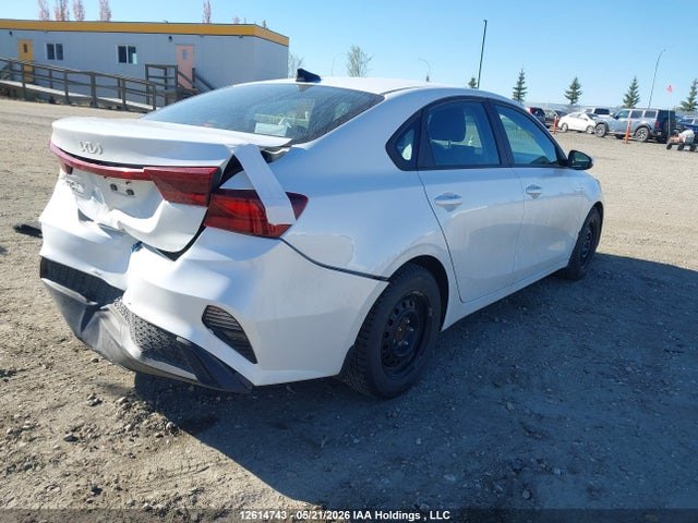 12614743 :رقم المزاد ، 3KPF24ADXNE438746 vin ، 2022 Kia Forte Fe/lxs مزاد بيع
