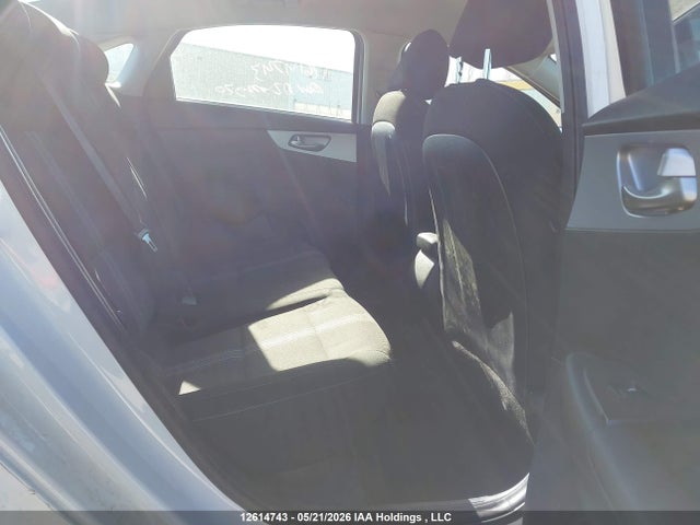 12614743 :رقم المزاد ، 3KPF24ADXNE438746 vin ، 2022 Kia Forte Fe/lxs مزاد بيع