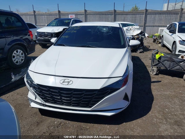 12614761 :رقم المزاد ، KMHLM4AG0MU077899 vin ، 2021 Hyundai Elantra Preferred Ivt مزاد بيع