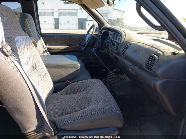Продажа на аукционе авто 2001 Dodge Ram 3500 St, vin: 1B7MF33721J579644, номер лота: 12614764