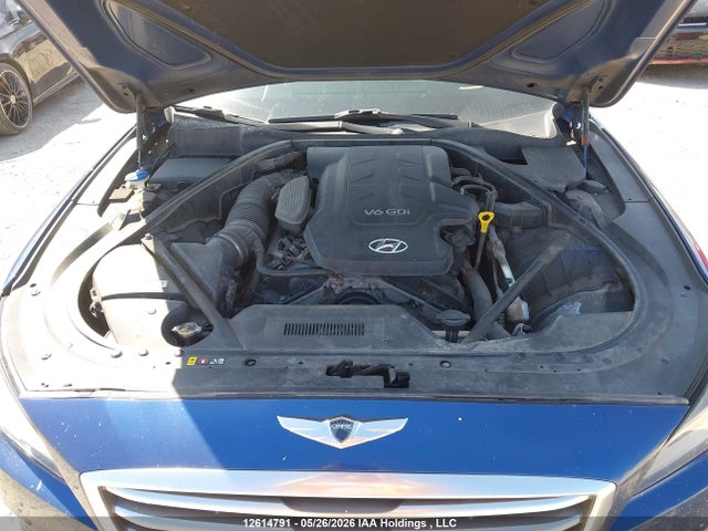 2015 Hyundai Genesis 3.8l მანქანა იყიდება აუქციონზე, vin: KMHGN4JE4FU040726, აუქციონის ნომერი: 12614791