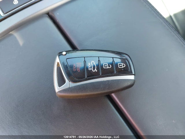 2015 Hyundai Genesis 3.8l მანქანა იყიდება აუქციონზე, vin: KMHGN4JE4FU040726, აუქციონის ნომერი: 12614791
