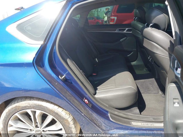 2015 Hyundai Genesis 3.8l მანქანა იყიდება აუქციონზე, vin: KMHGN4JE4FU040726, აუქციონის ნომერი: 12614791
